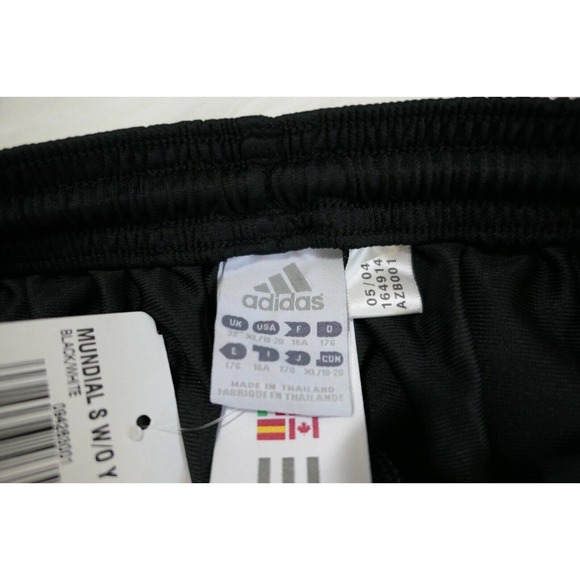 NWT Rare 2004 Adidas MUNDIAL Polyester Soccer Shorts Youth Boys XL - Picture 6 of 12